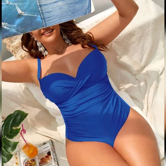 Size 20 one piece - Picture 1 of 3